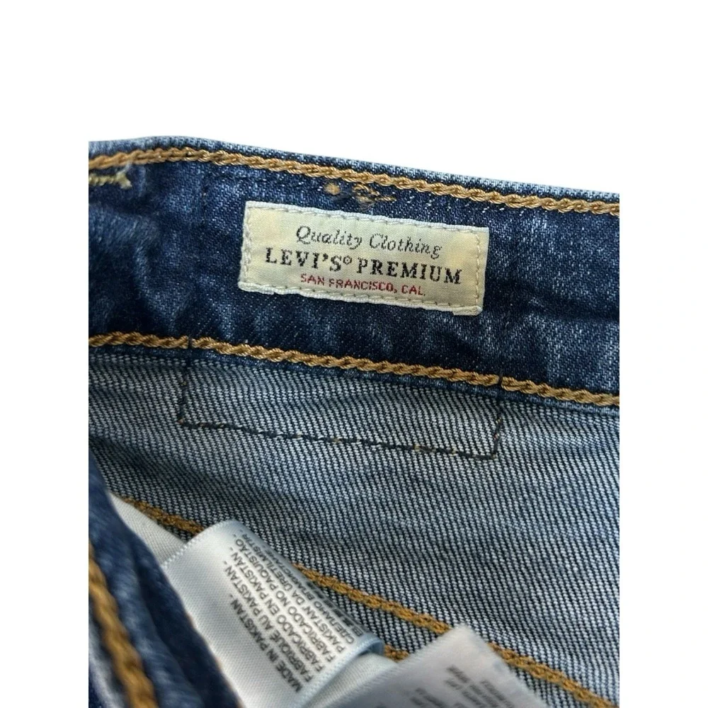 Levi's Women's 26 Premium Ribcage Bermuda Denim Shorts High Rise Medium Wash